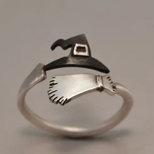 Anillo Ajustable de Sombrero de Bruja