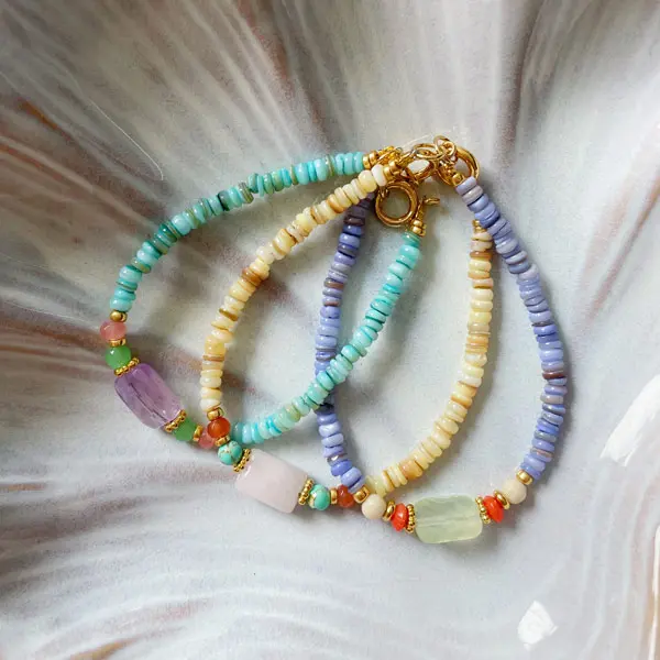 Armband Lavender shell peridot