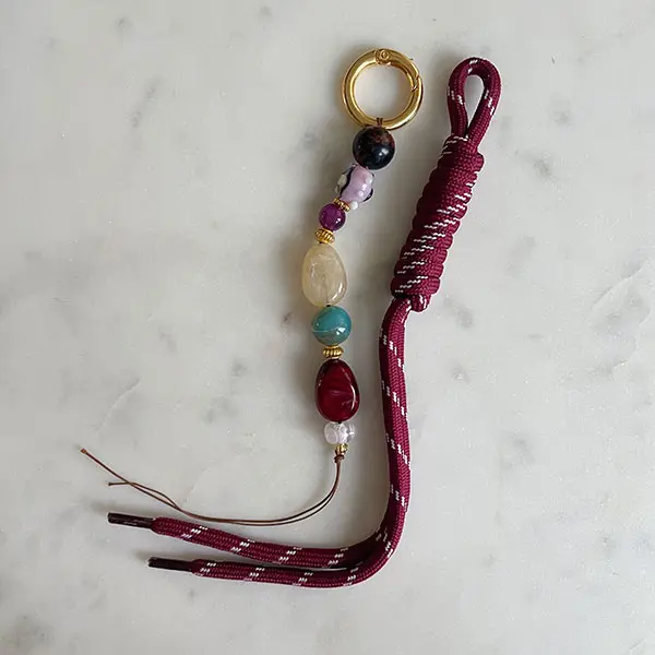 Bag charm sleutelhanger Burgundy