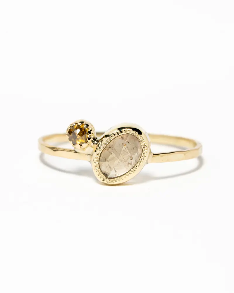 Fijne ring met gele saffier