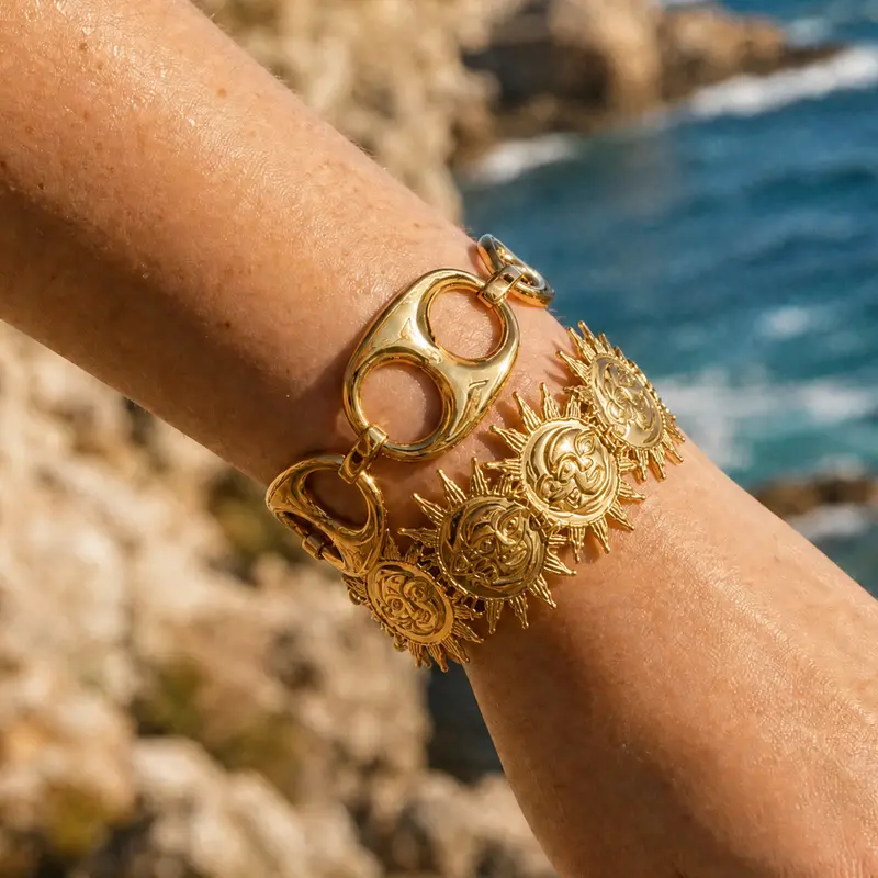 Gouden Zon en Maan bangle armband