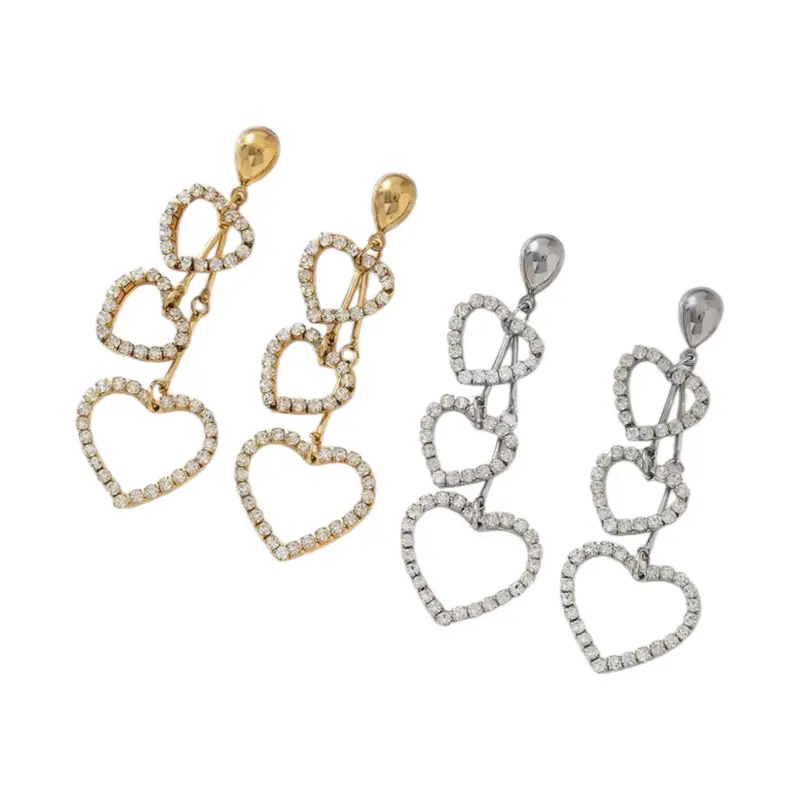 Hanging hearts statement oorbellen