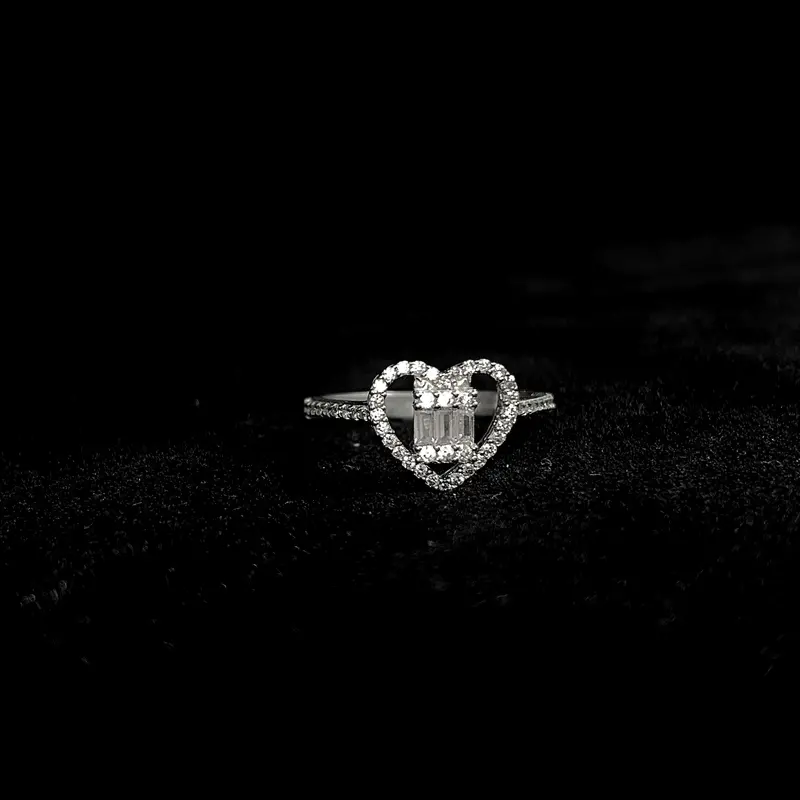 Heart Spark Ladies Ring - Silver 925