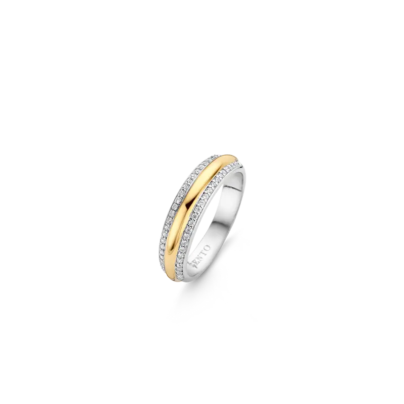 Layered Zirkonia Ring