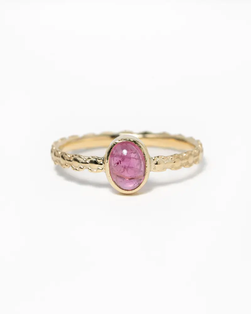 Ring Daisy met robijn