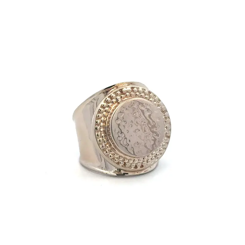 Ring flat dented goldplated