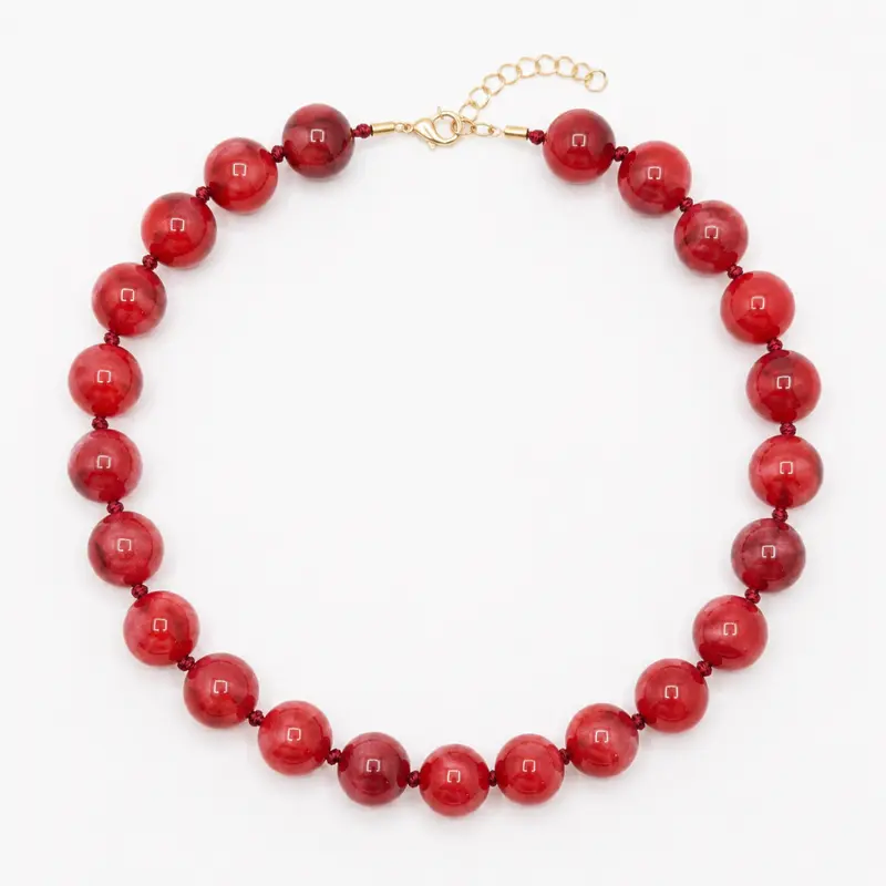 Rode gemarmerde grote kralenketting