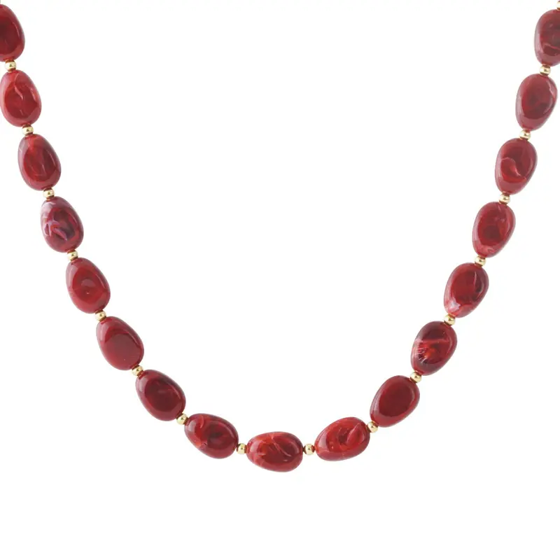 Rode ovale grote kralenketting