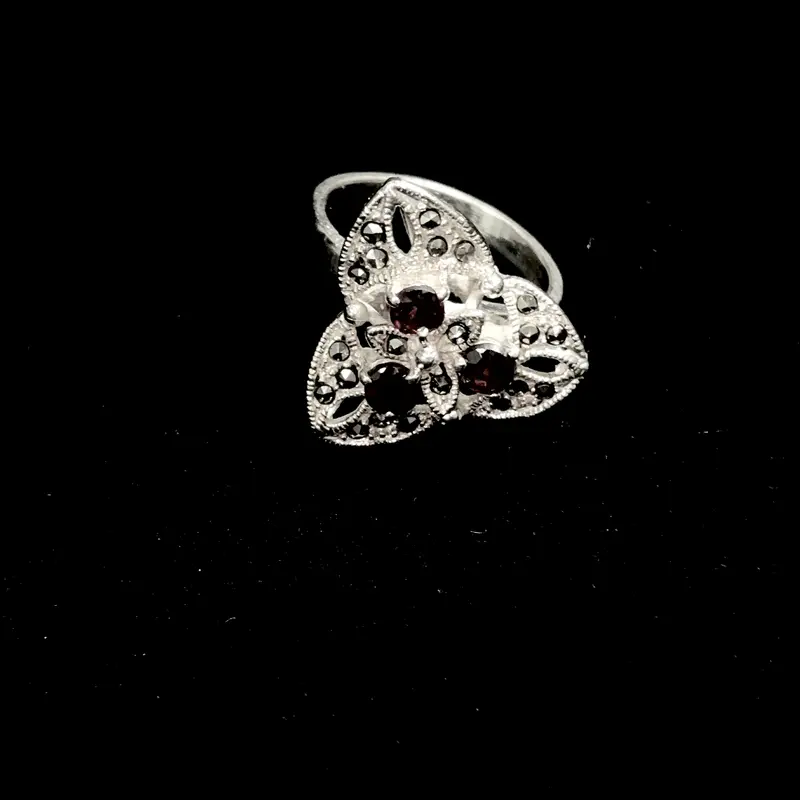 Ruby Bloom Ring - Silver 925