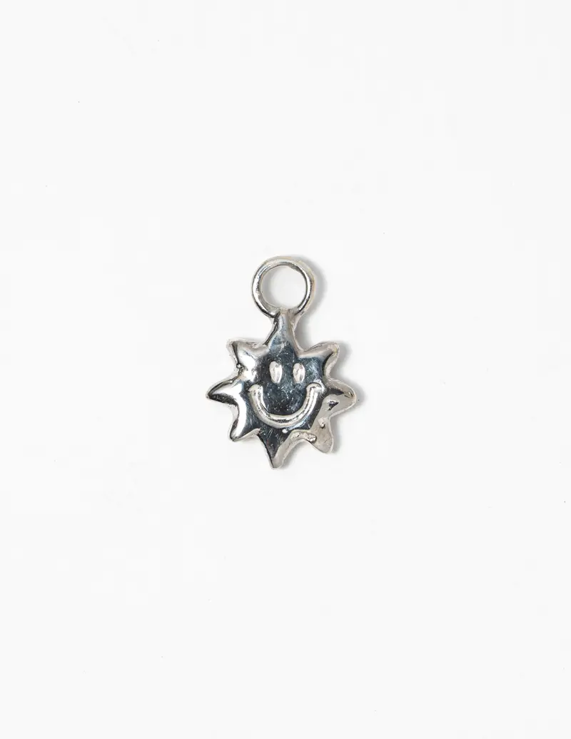 Smiley star in zilver