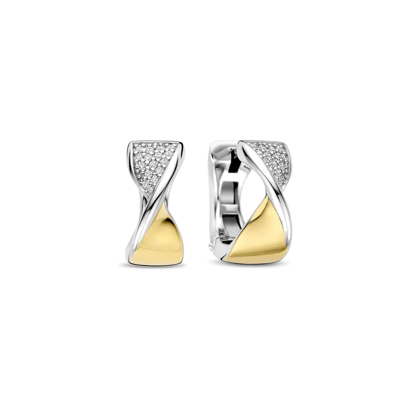 Twisted Zirkonia Hoops