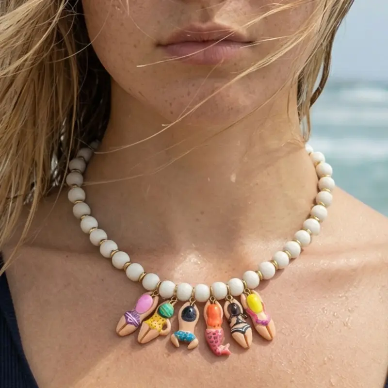 Witte kralenketting piscina